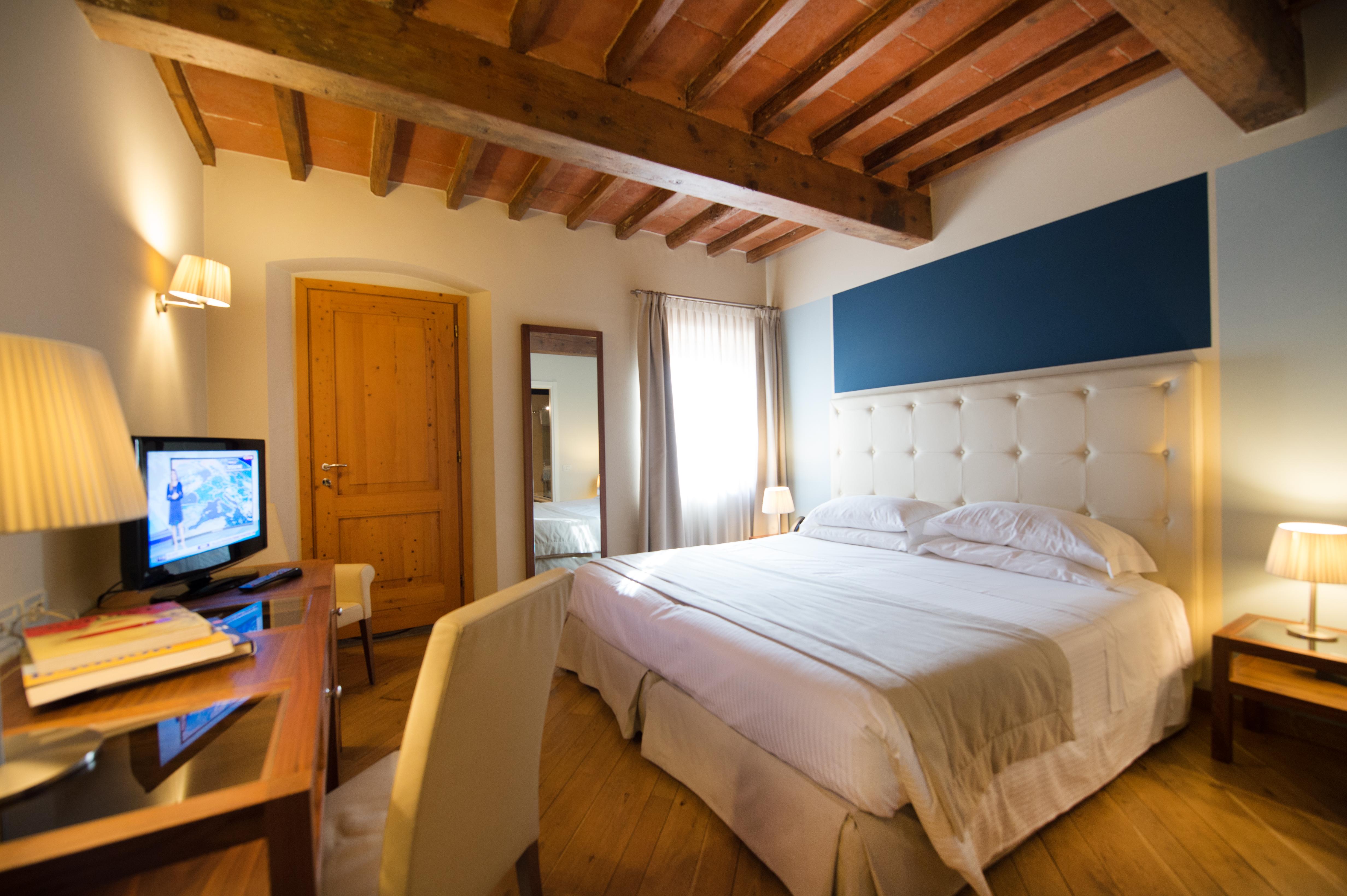 Hotel 500 Firenze Campi Bisenzio Bagian luar foto